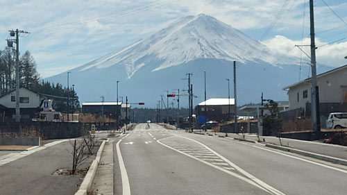 フォレストモール下からの富士山